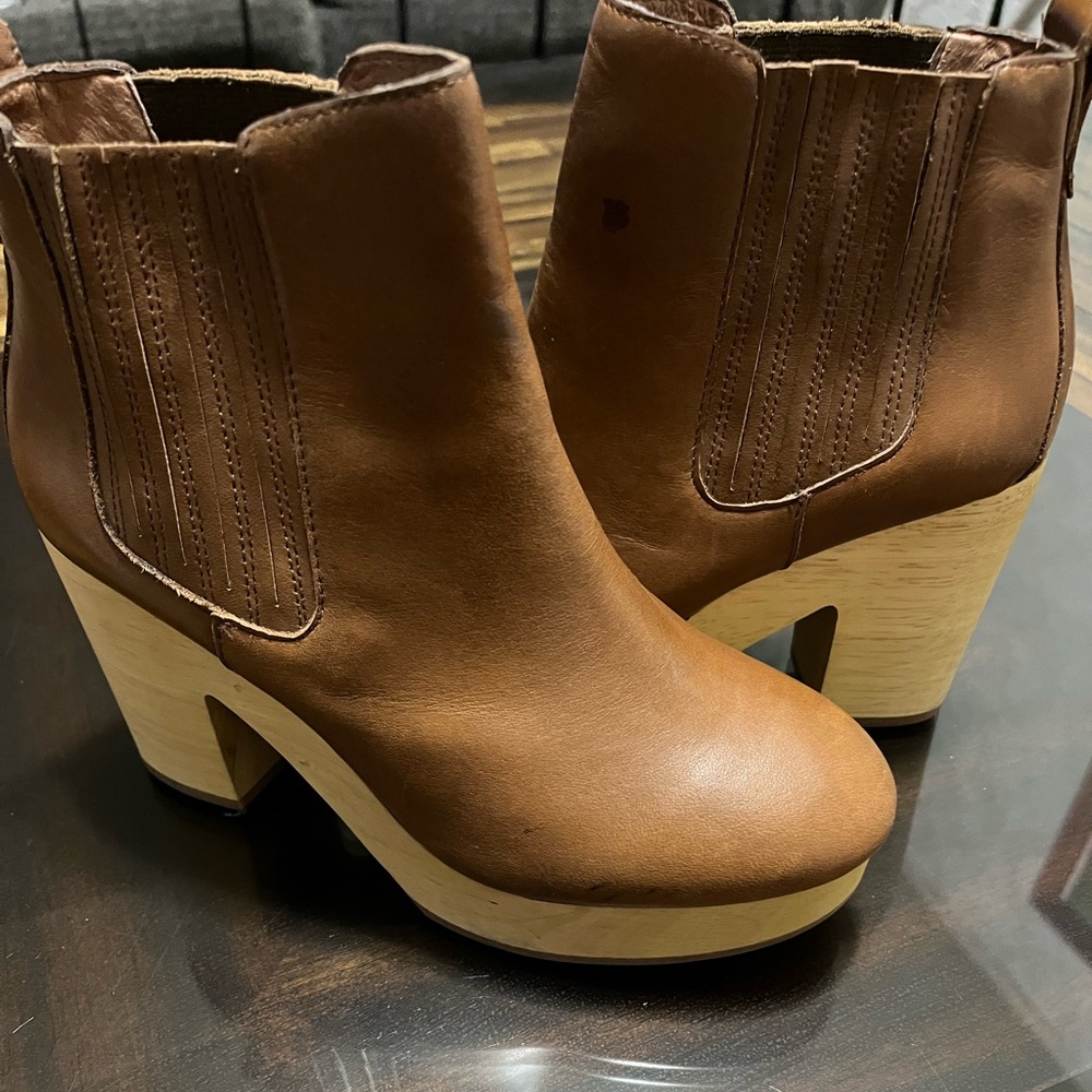 Madewell Marco Chelsea Clog Wooden Ankle Booties